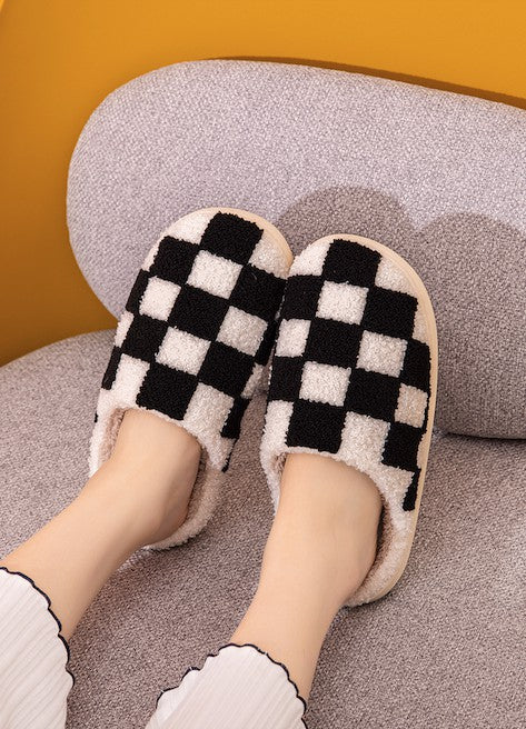 Soft Plush Checker Slipper