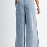 High-Waisted Pleated Wide-Leg Jeans