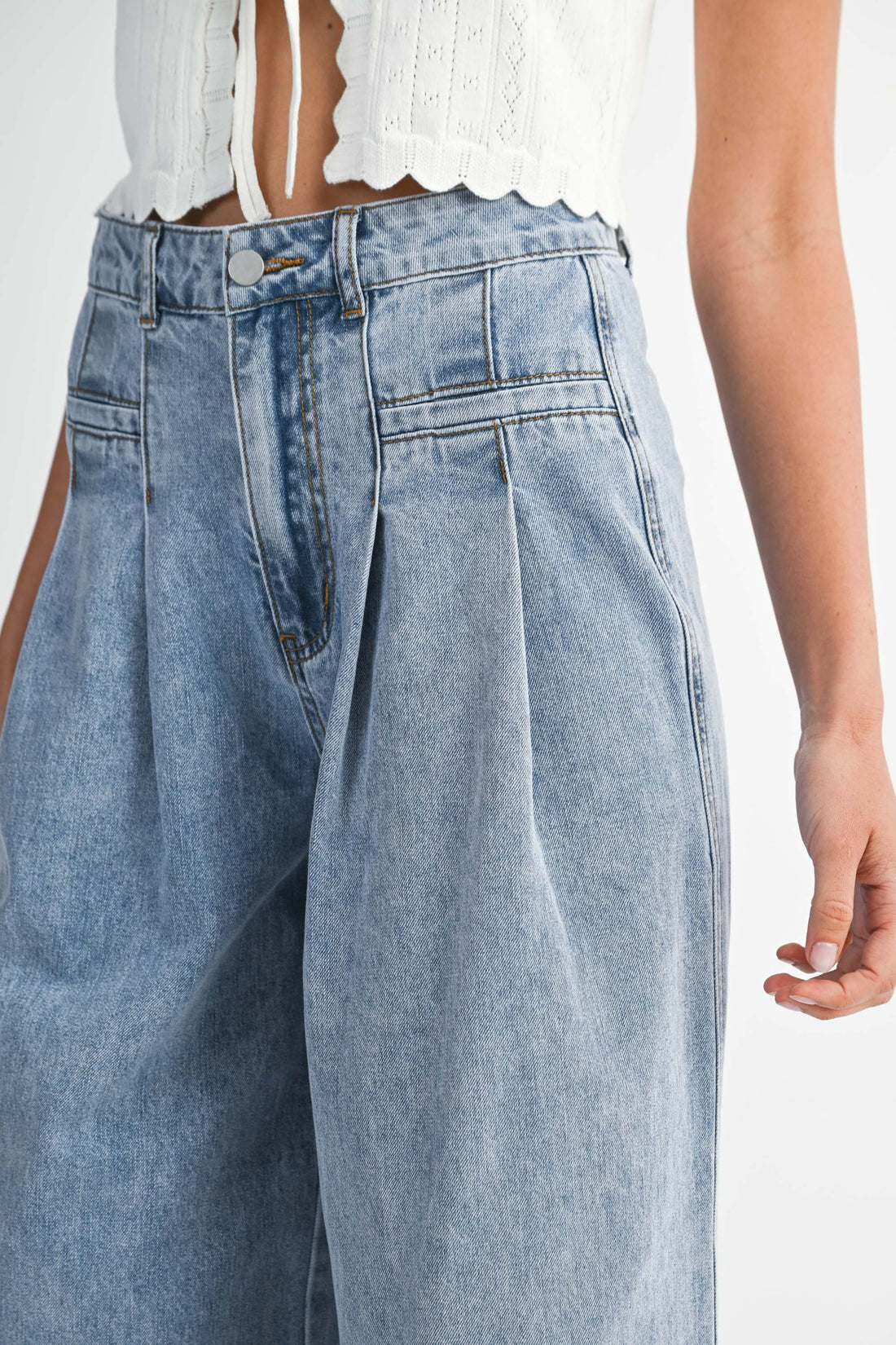 High-Waisted Pleated Wide-Leg Jeans