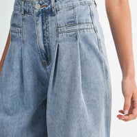 High-Waisted Pleated Wide-Leg Jeans