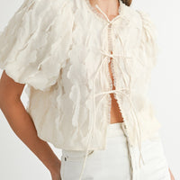 Textured Scallop Puff Sleeve Blouse Top