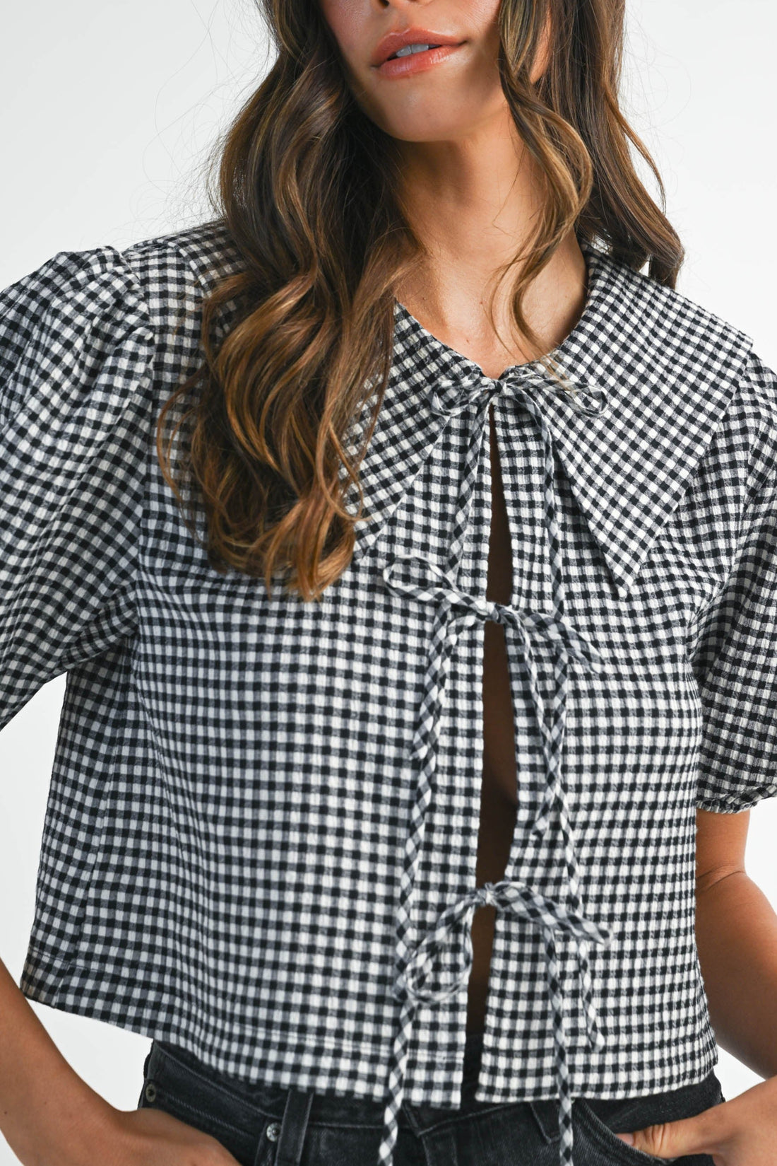 Gingham Puff Sleeve Tie-Front Cropped Blouse
