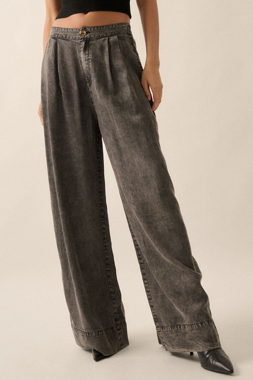 Pleated Wide Leg Light Denim Pants