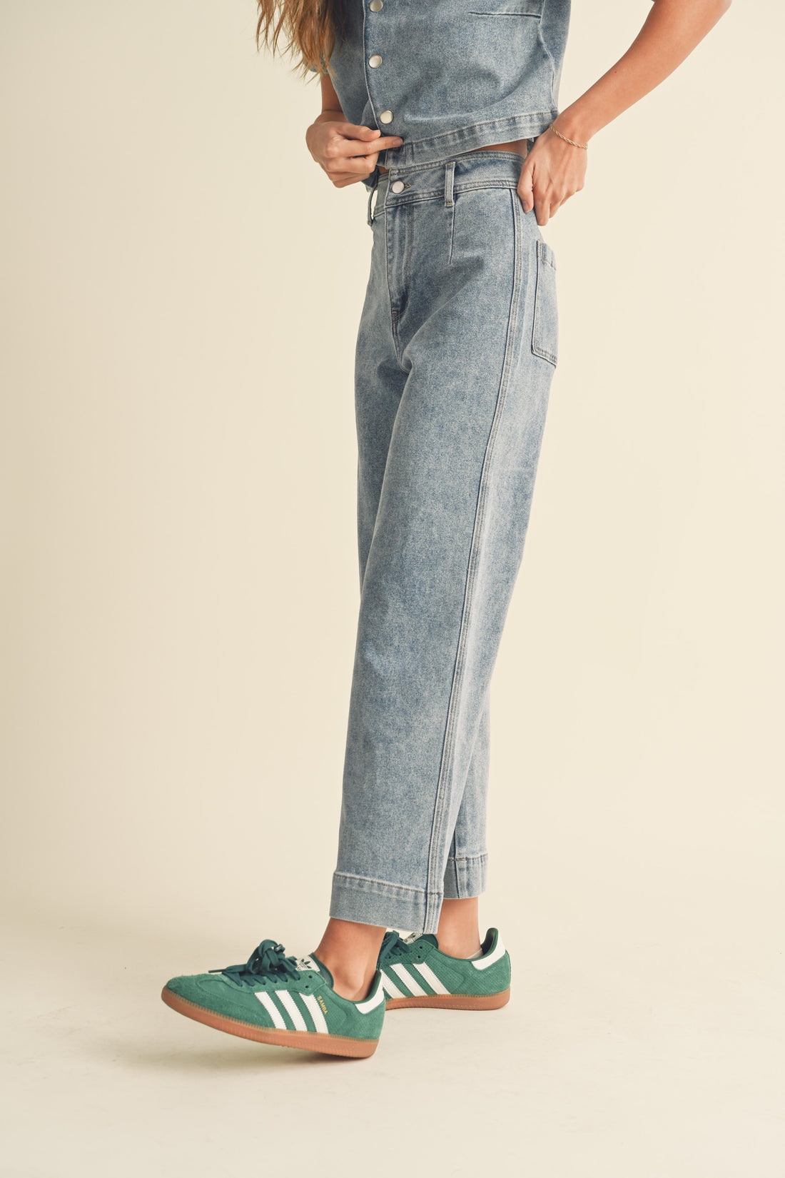 Washed Denim Crop Pants