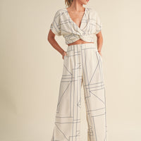 Grid Pattern Wide Leg Pants