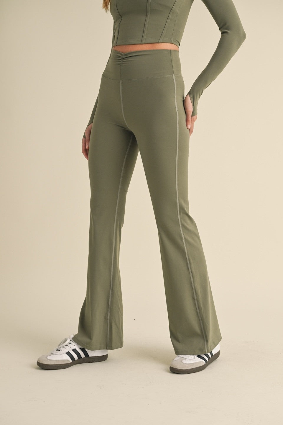 Ruched Waist Flare Leggings
