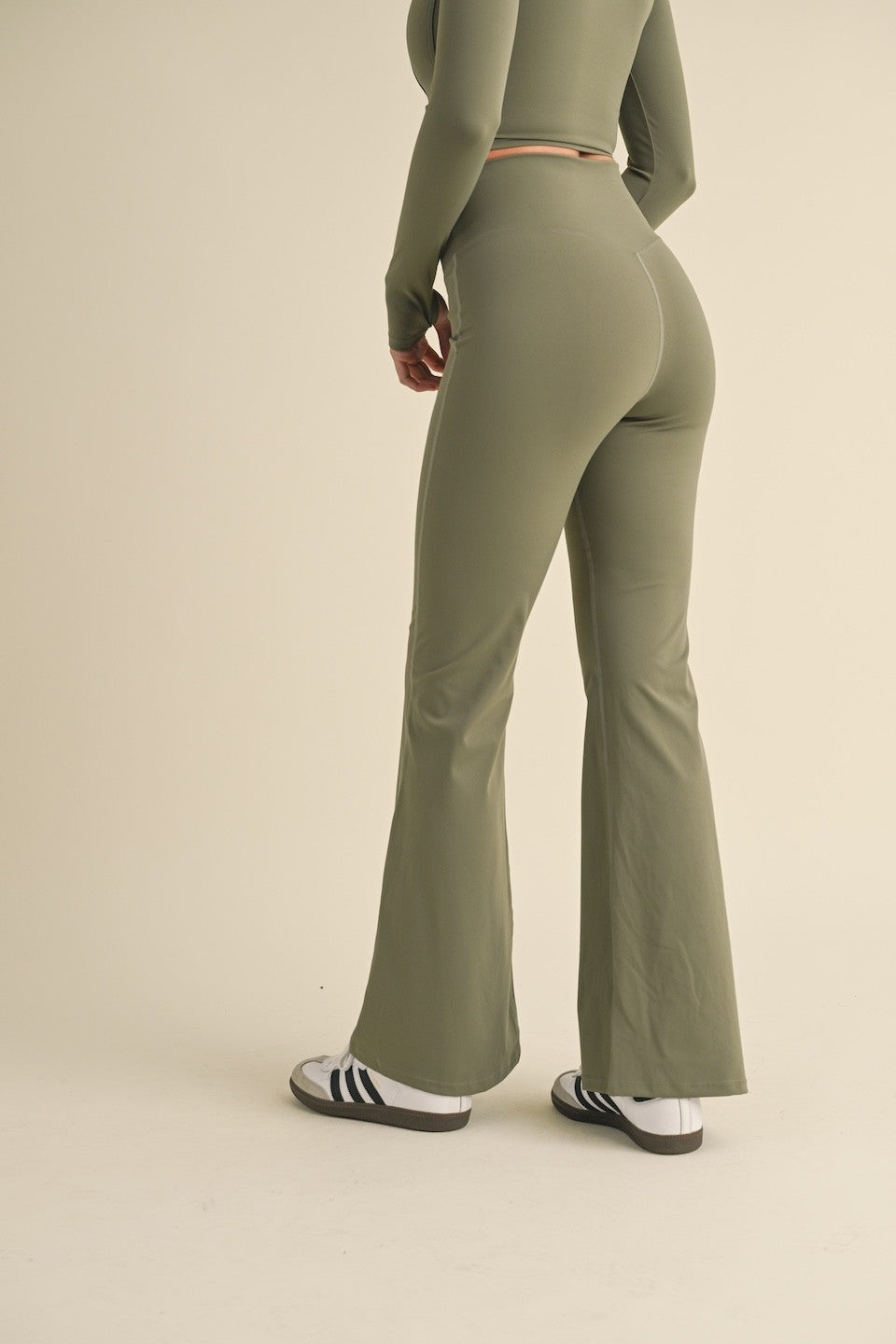 Ruched Waist Flare Leggings